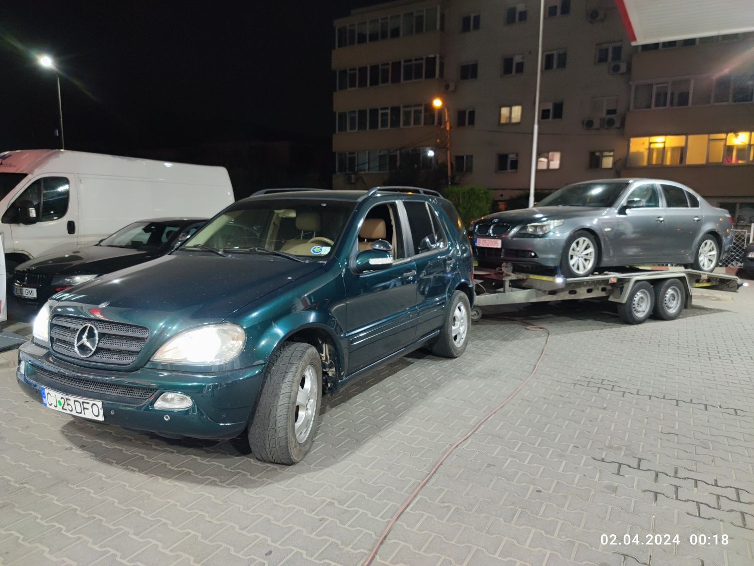 Tractări auto Platforma transport marfa si diverse