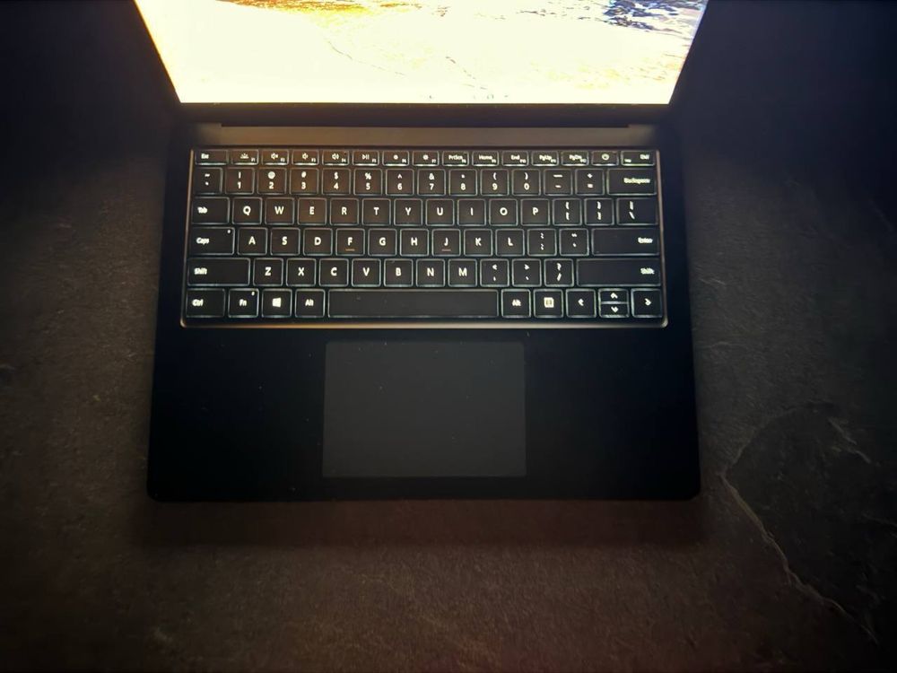 Microsoft Surface Laptop 3 i7-10gen/16/256 GB NVme SSD M2/ Сенсорный