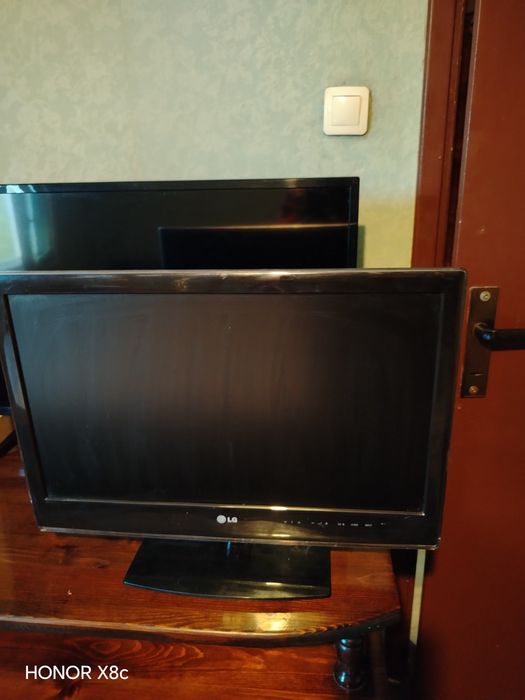 Продавам Телевизор Lg