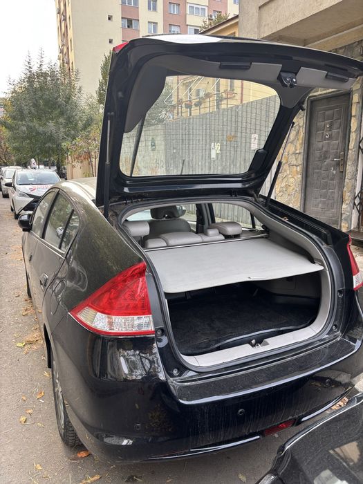 Vând Honda Insight Hybrid 2010 , Neagră, Full Options, Impecabilă