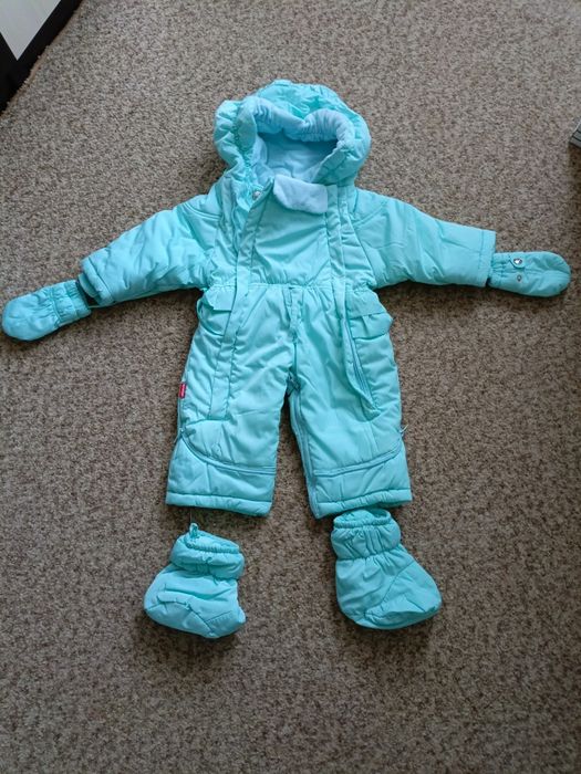 Продам детский зимний комбинезон