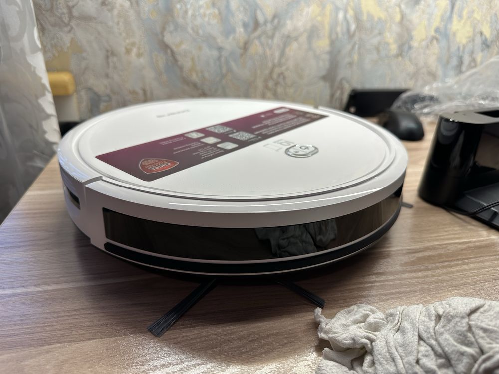 Робот-пылесос Polaris PVCR 1028 Wi-Fi IQ Home