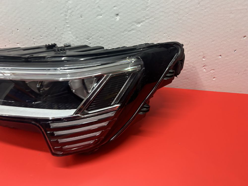 Far faruri Audi Q8 E tron full led Matrix stanga 2019-2023