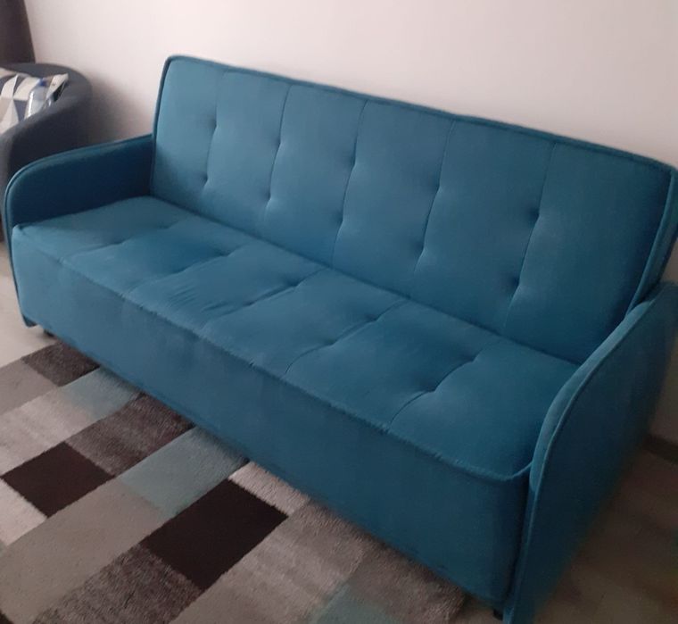 Canapea extensibila 3 locuri