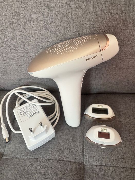 Фотосполатор Philips Lumea