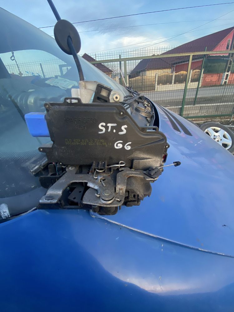 Broasca stanga spate Golf 6