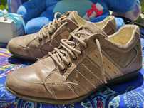 Geox кожени маратонки N40