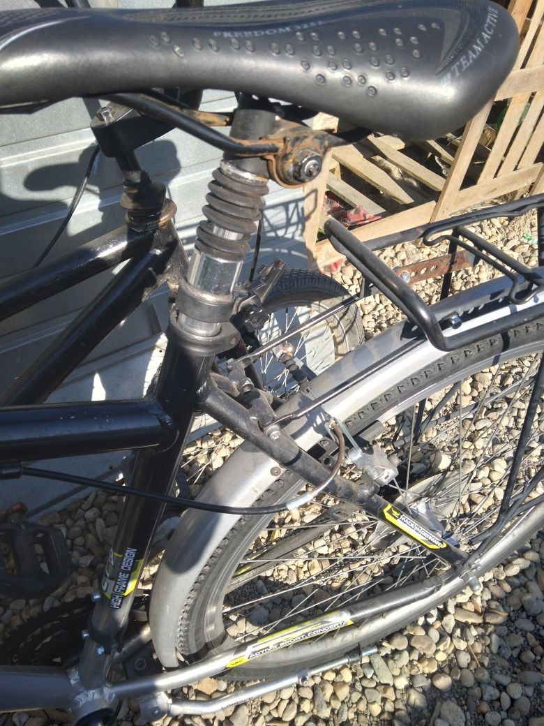 Bicicleta import 18 viteze 20"