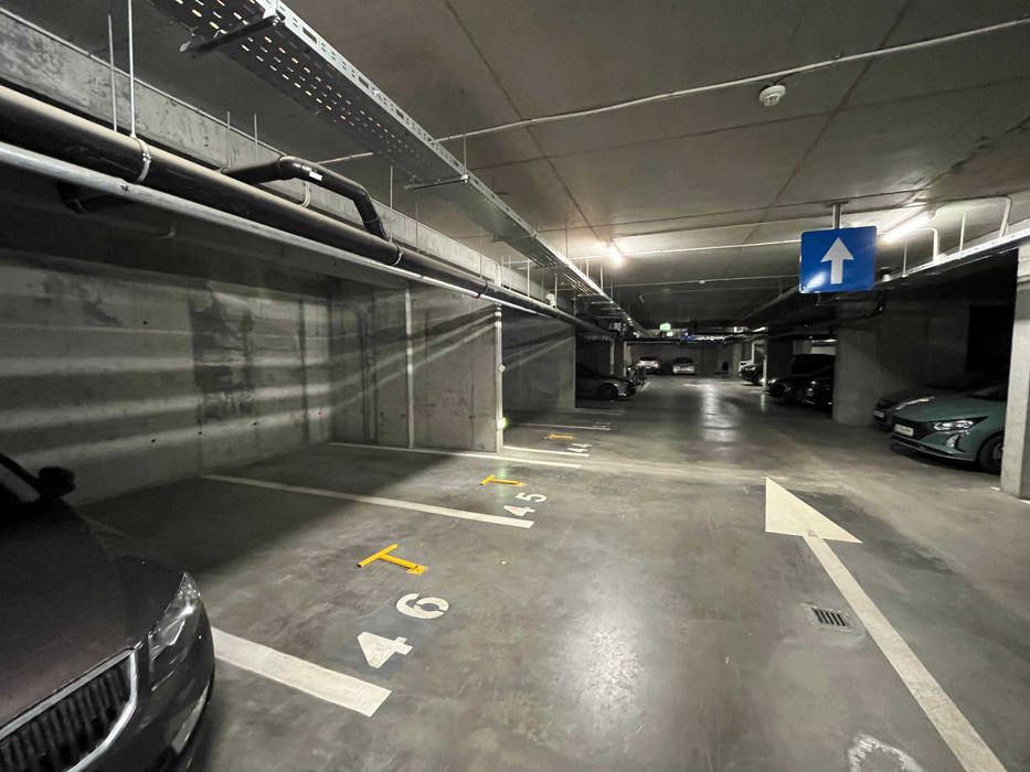 Loc parcare subterana - Grivita/ Domenii