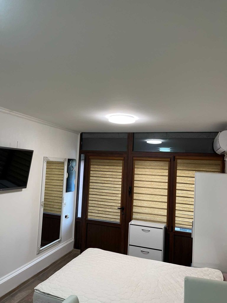Дава се под наем Едностаен апартамент в София, Център - 30 кв.м за 408 € - Снимка #4