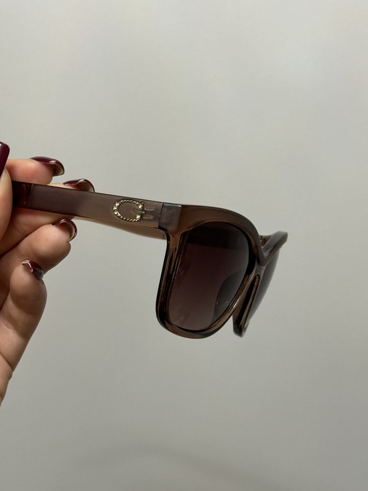 Слънчеви очила GUESS