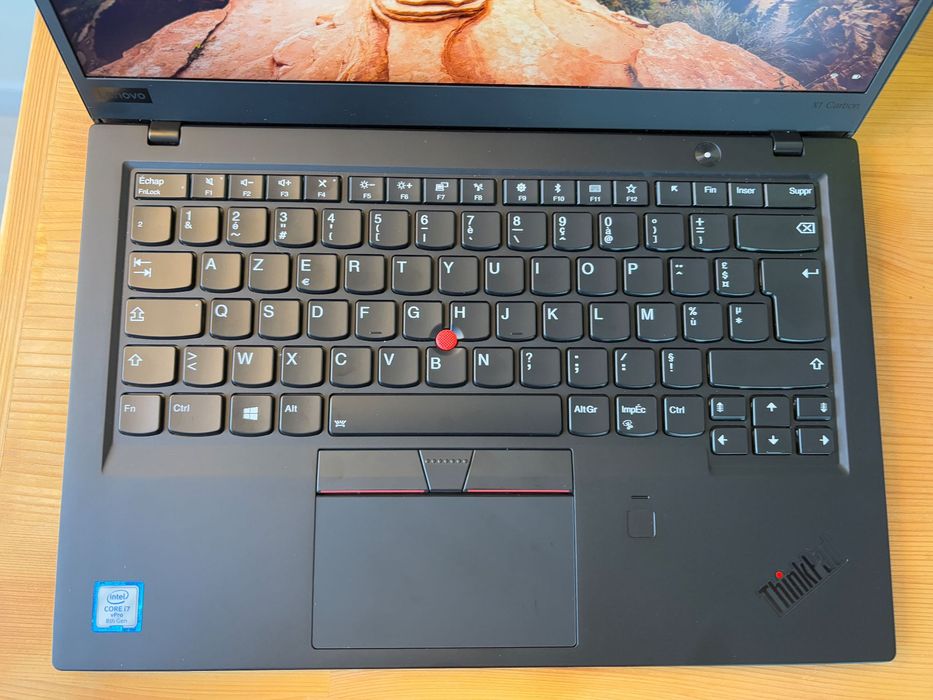 Lenovo X1 Carbon