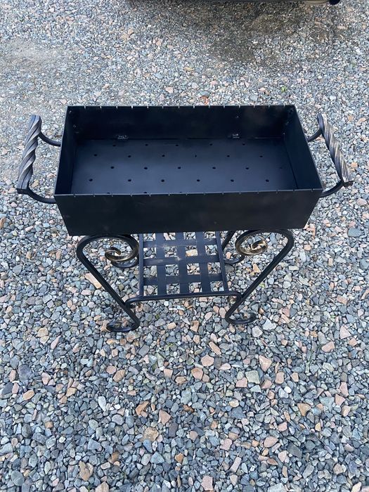 Продам мангал новый