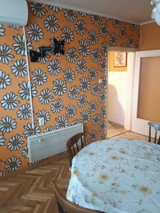 1283-Продава се тристаен апартамент в квартал "Абритус"!