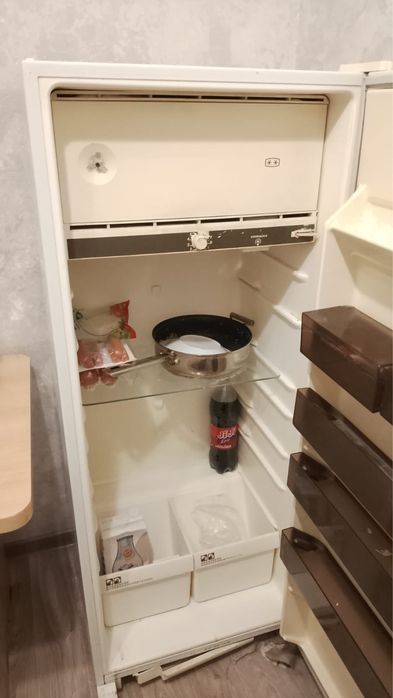 Холодильник. Работает отлично