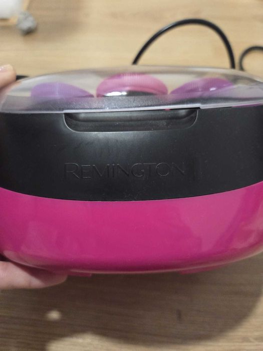 CA NOUA! Trusa de bigudiuri electrice Remington Jumbo Curls H5670