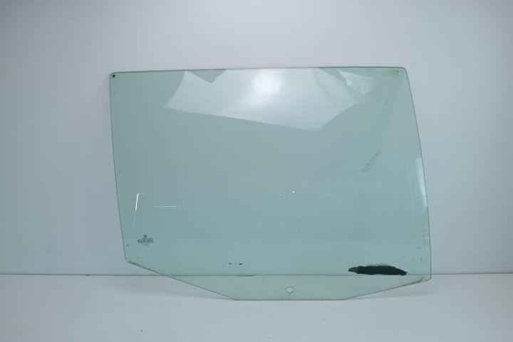 Geam usa dreapta spate Volkswagen VW Polo a 3-a generatie 6N (facelif