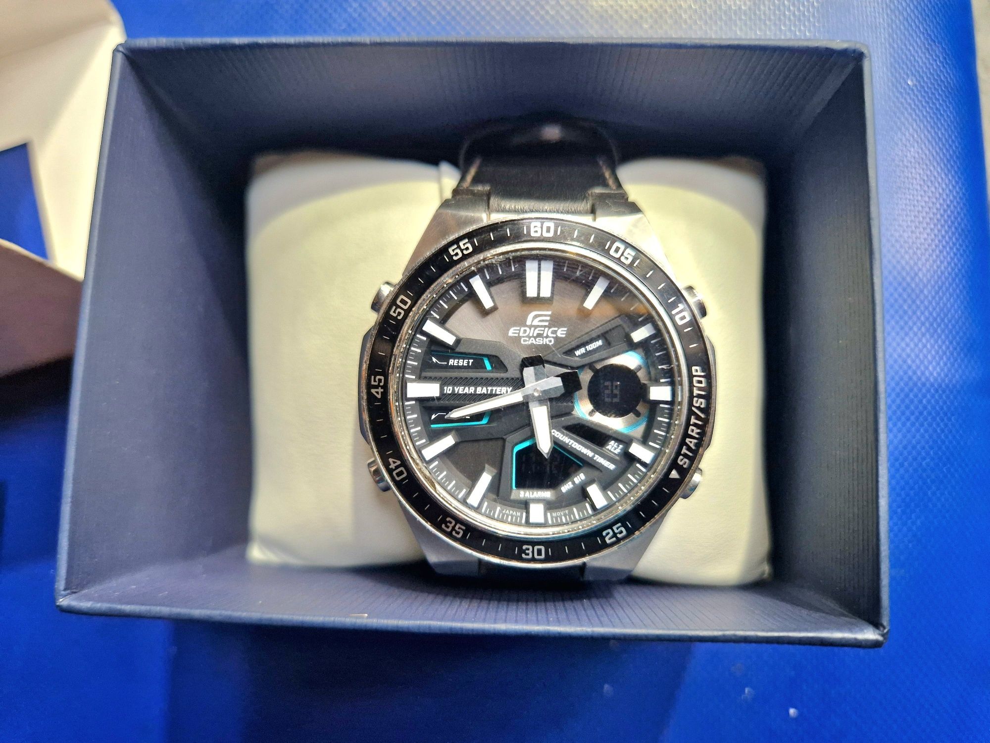 Casio edifice EFV-C110L