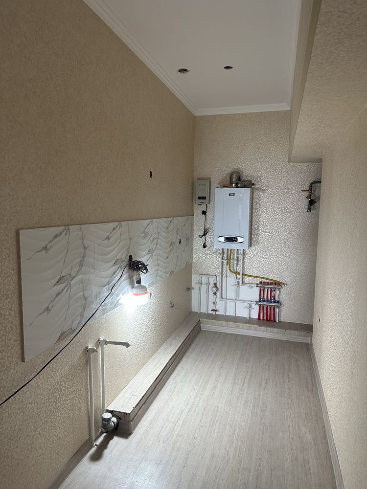 Uy sotiladi 42 kv 38 000$ Tayyor