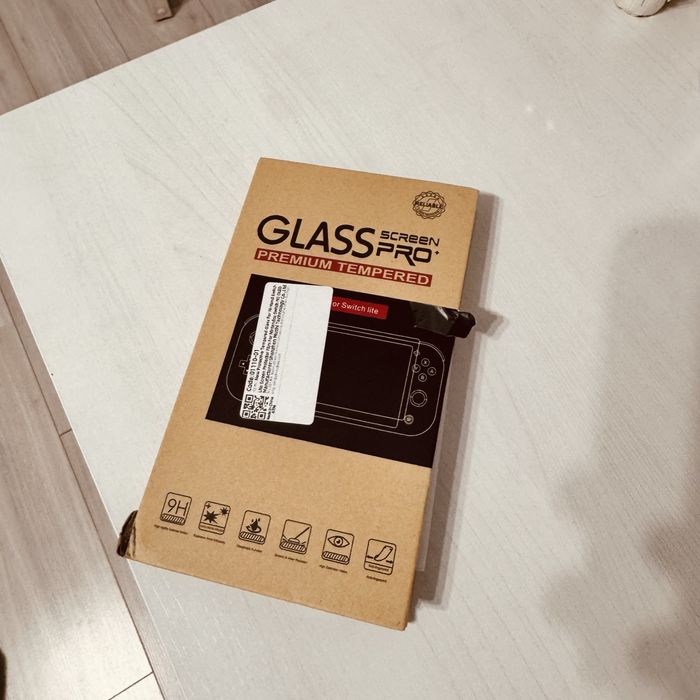 Стекло на Nintendo Switch Lite