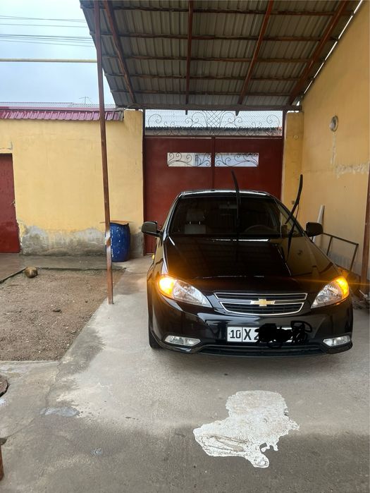 Gentra 2022 yaxshi moshina metan bor