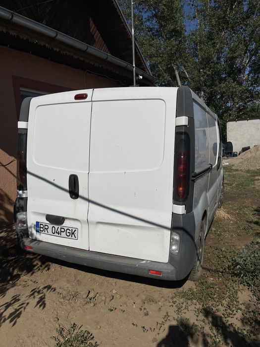 Opel Vivaro 2003