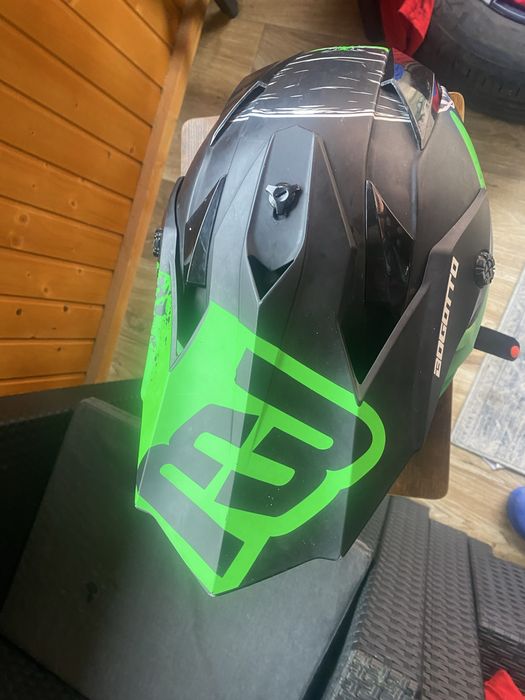 Vând cască moto cross marimea M 57:58