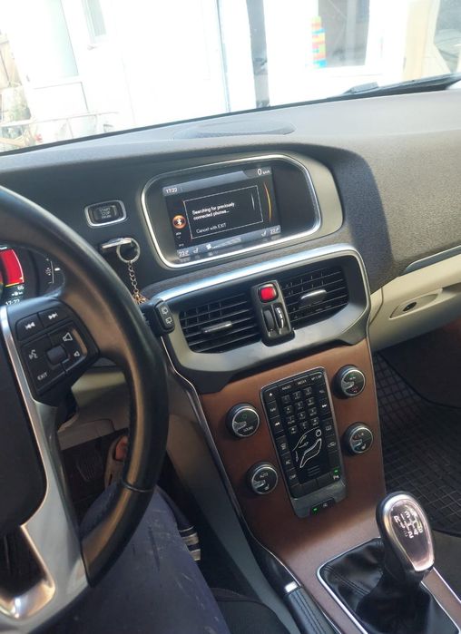 Volvo V40 D2 2014