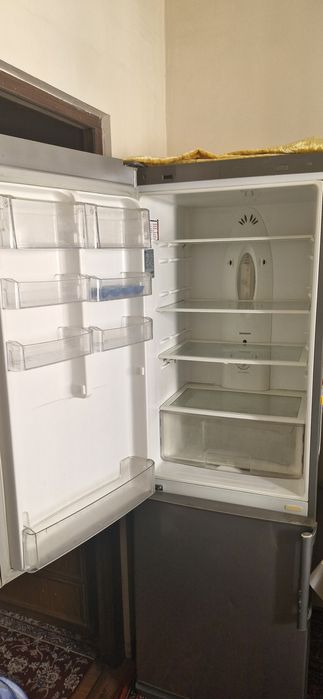 Срочно продам Холодильник