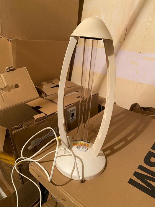 Продается Бактерицидная кварцевая лампа.