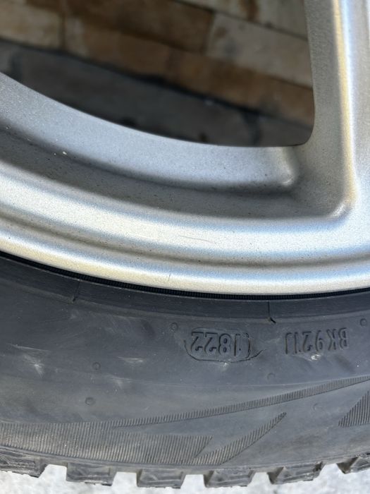 Vand jante cu anvelope de iarna