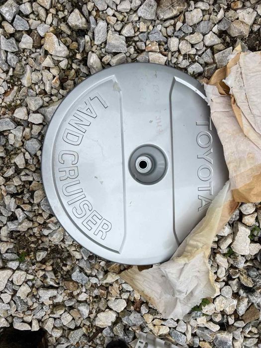 Капак за резервна гума Toyota Land Cruiser