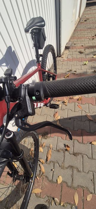 Bicicleta Cube 29 Carbon