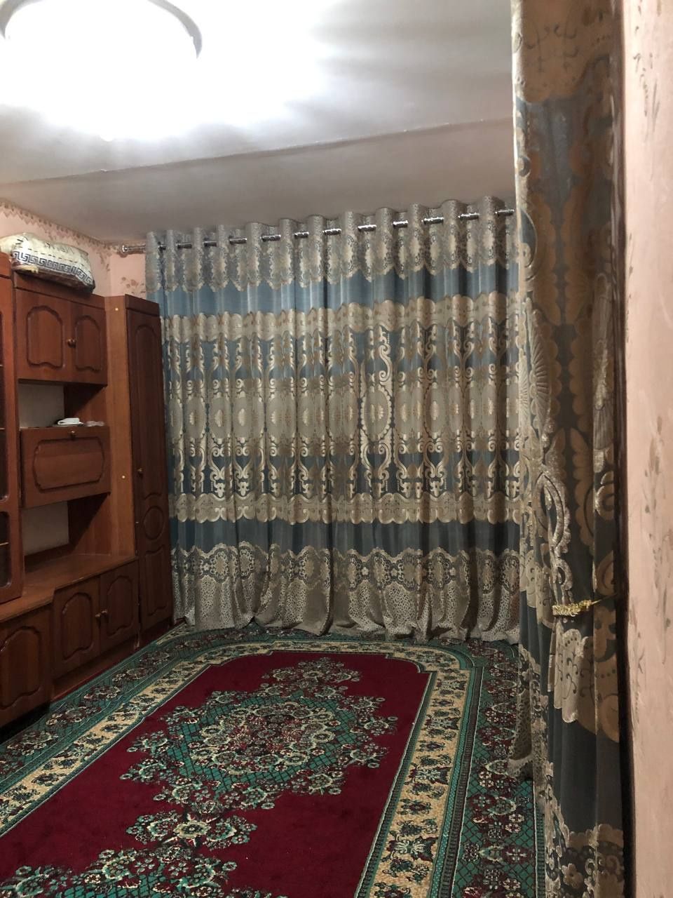 З хонали квартира сотилади