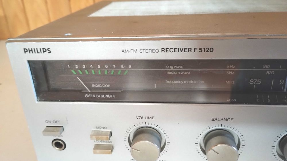 radio amplificator Philips F5120