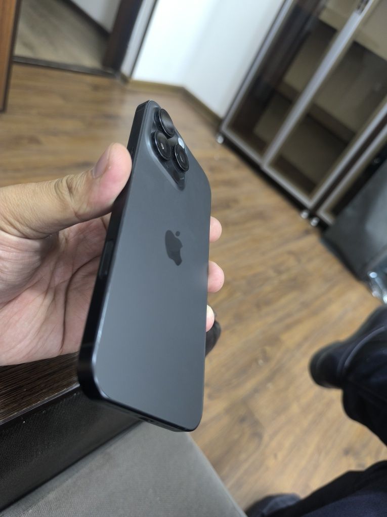 iPhone 16 pro max (Amerika)