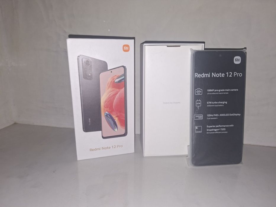 Redmi Note 12 Pro 4G.

Экран полностью разбит, телефон не Включается.