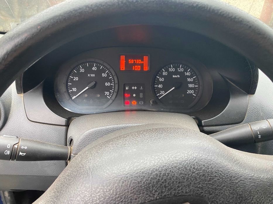 Dacia Logan 2011(12)- Autoutilitara, benzina