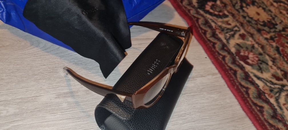 Рамки за очила Guess