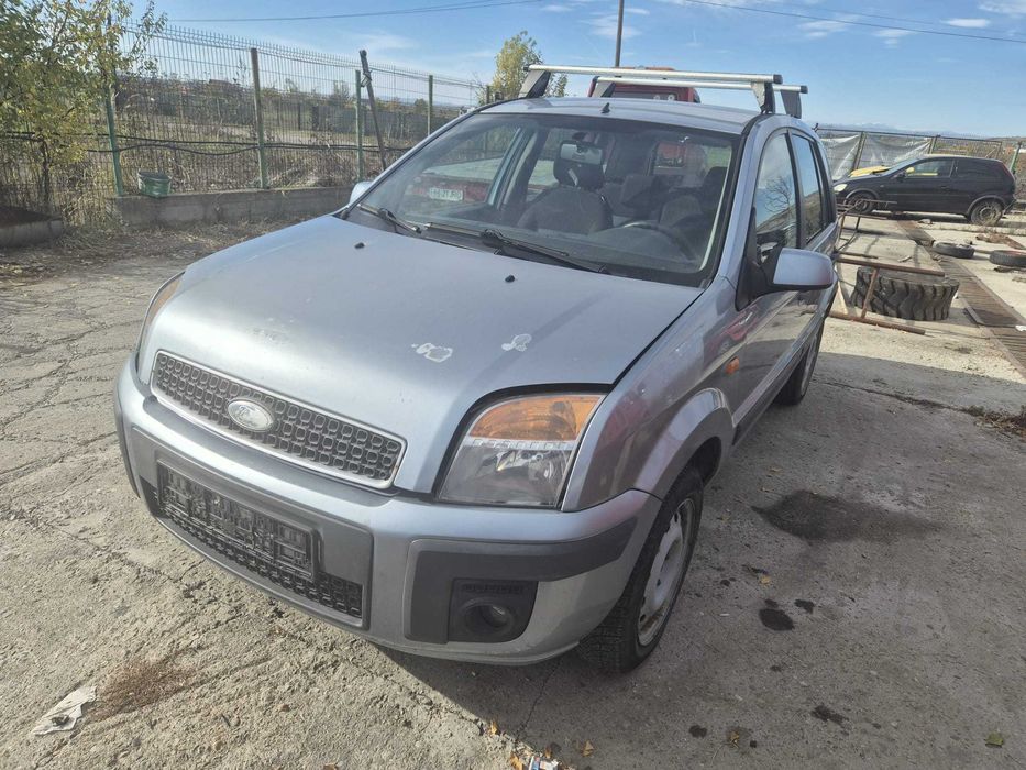 Vand bara fata,faruri,capota,hayon,stopuri Ford Fusion