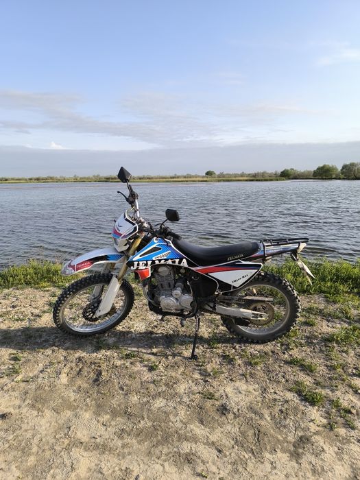 Продам мотоцикл 300