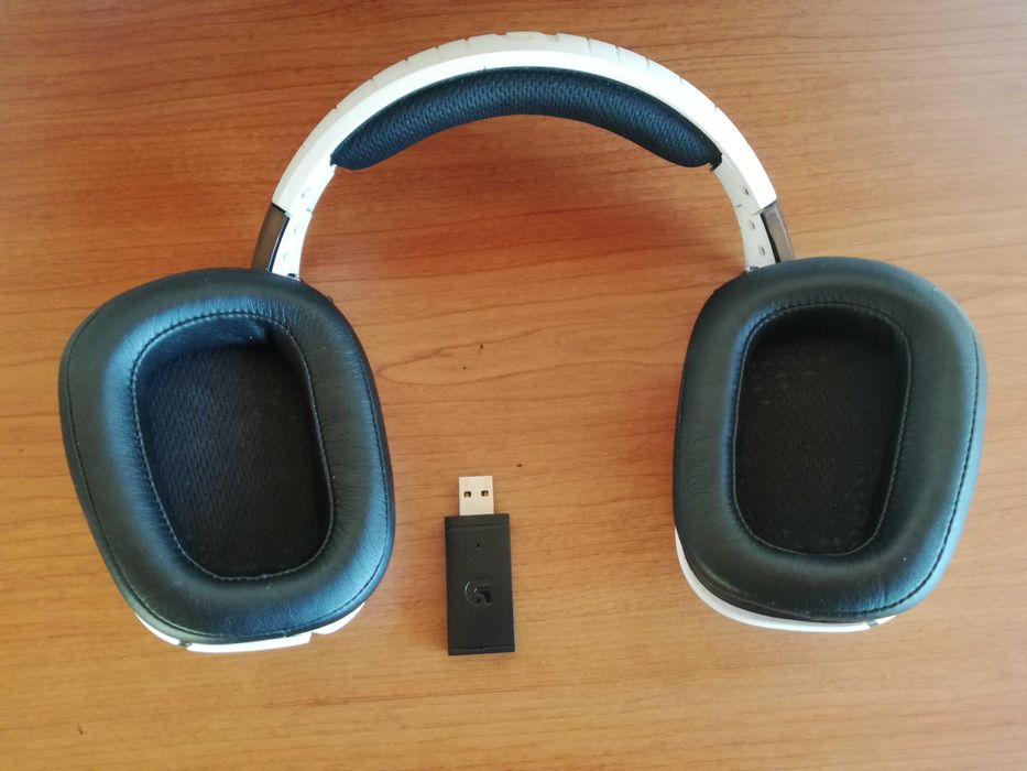 Logitech G933 геймърски слушалки бели