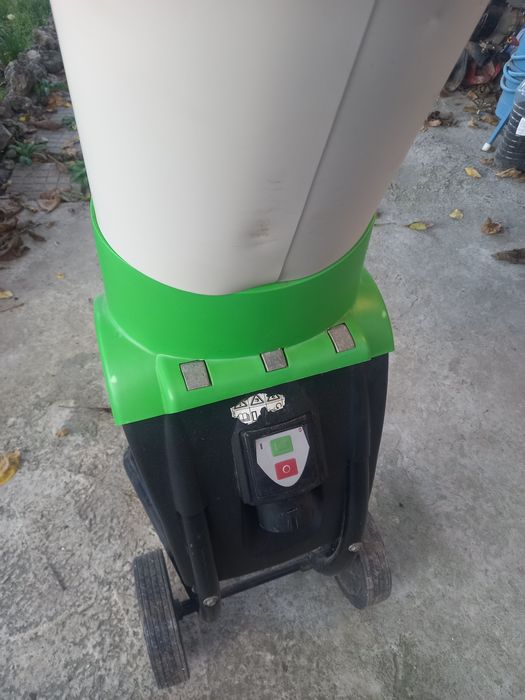 Дробилка за клони  от Германия