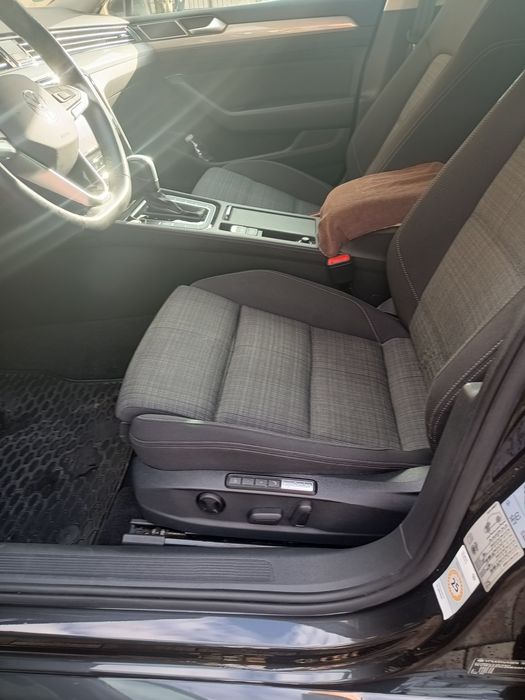Vând Volkswagen Passat 2020