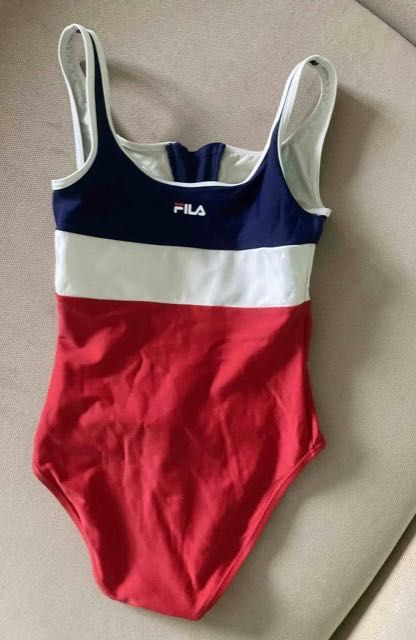 купальник Fila для девочки 7-8 лет