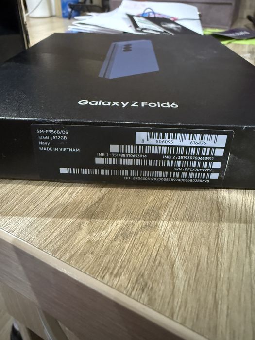 Vand urgent samsung z fold 6 nou