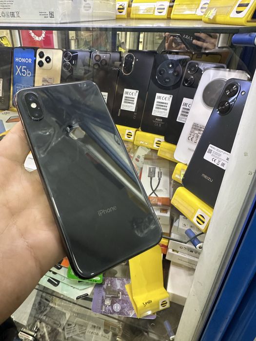 Iphone X на 256гб Face id работает