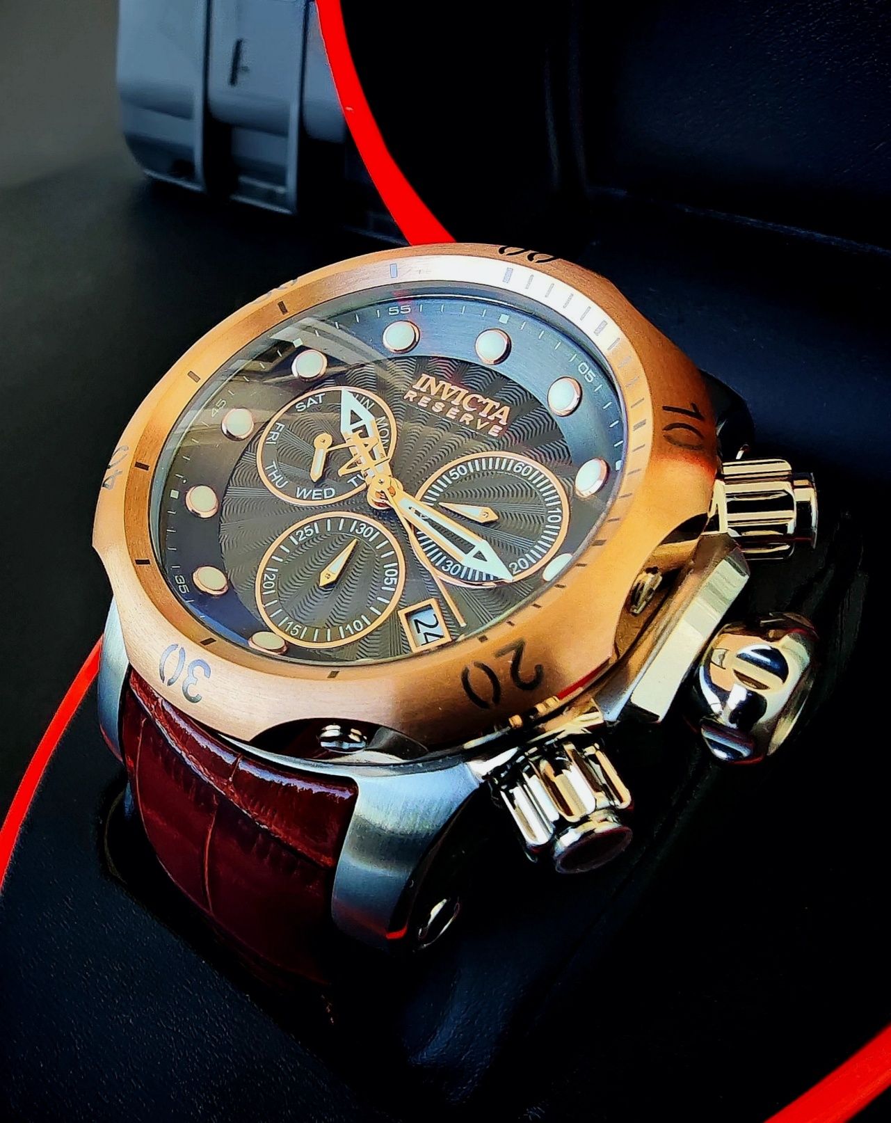 часовник INVICTA Venom Brown 54 mm, Инвикта нов