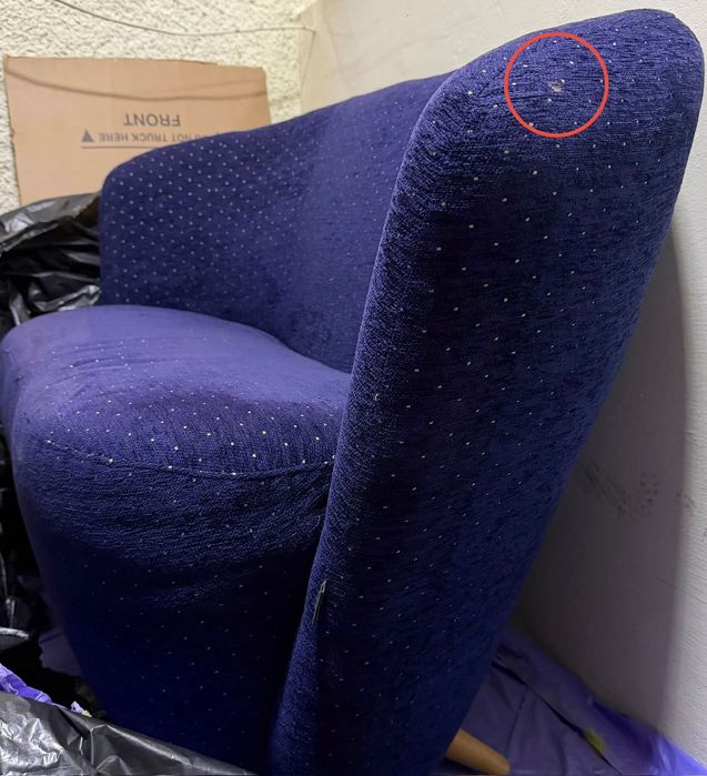 Малък и компактен диван