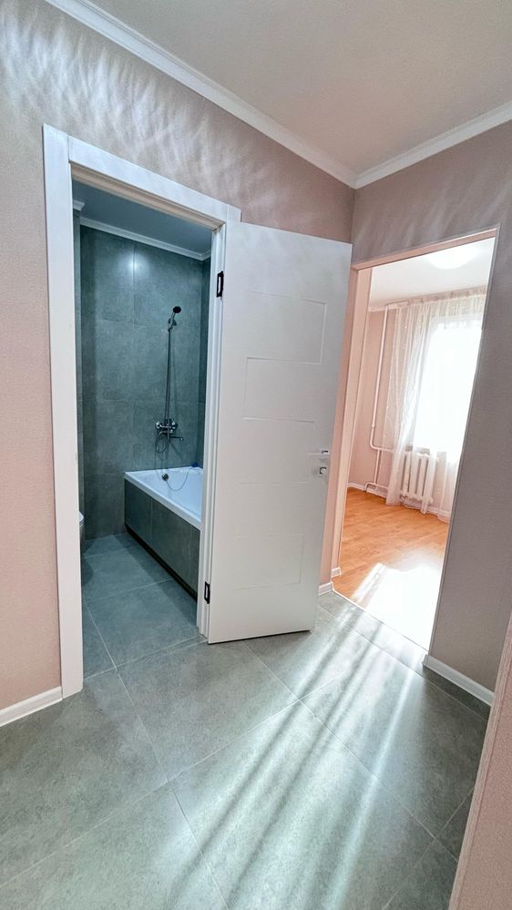 Продам 1 ком 19 мкрн 2 этаж
